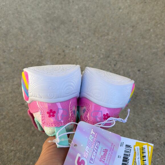 Sketchers Girls Shoes Size 5 Toddler Pink Light Up New Sneakers - Picture 3 of 7